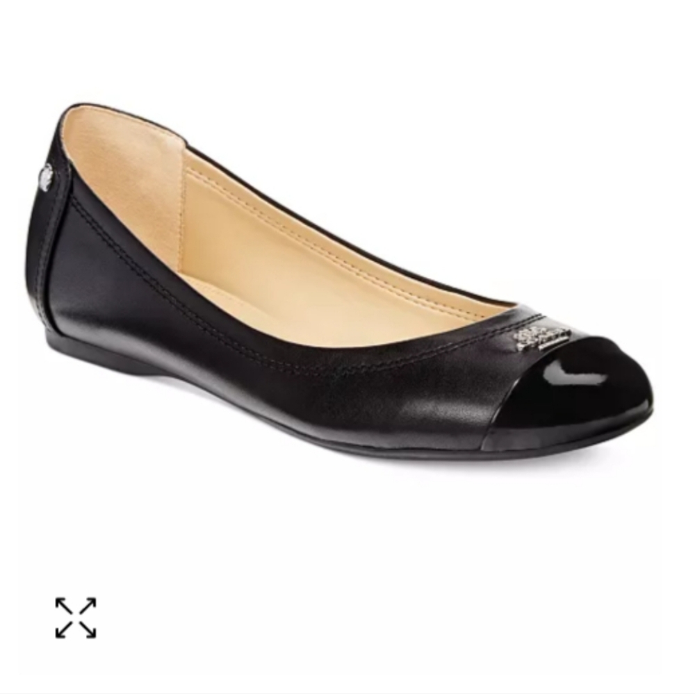 Coach Chelsea Ballet Flats 6B EUC